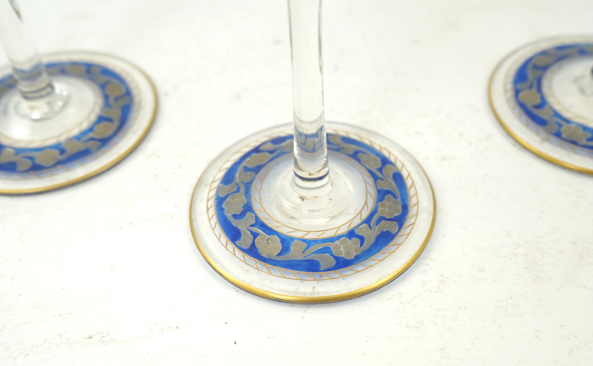 Fritz Heckert, five Jugendstil painted and gilt ‘Jodhpur’ glasses, c.1900